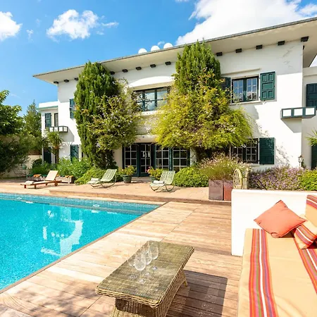 Galerna -keyweek House With Heated Swimming Pool
