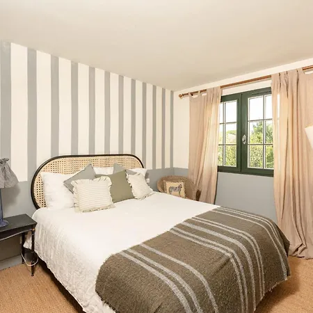 Holiday home Galerna -keyweek House With Heated Swimming Pool
